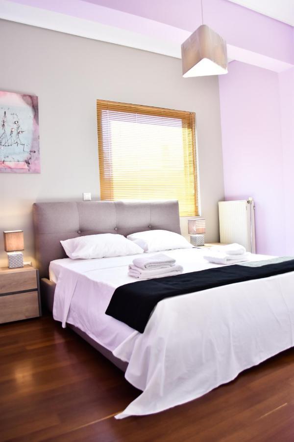 Βright Walled Designed Apt In Glyfada Center Ateny Zewnętrze zdjęcie