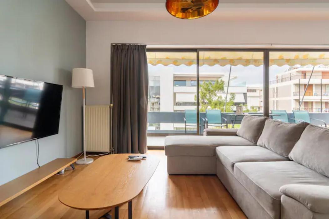 Βright Walled Designed Apt In Glyfada Center Ateny Zewnętrze zdjęcie