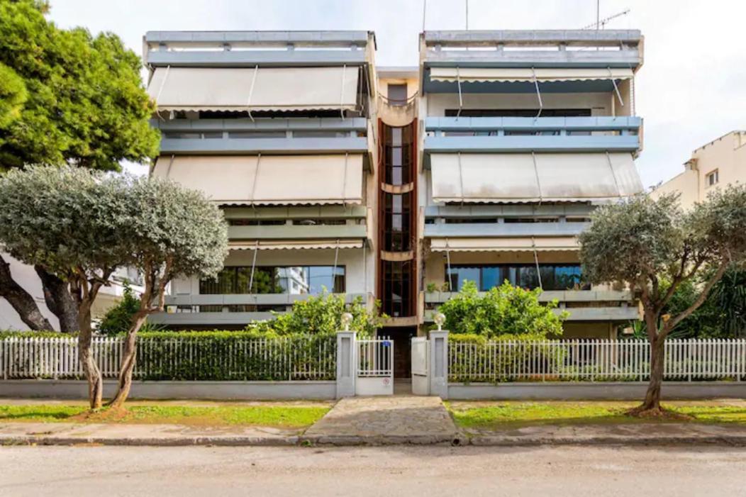 Βright Walled Designed Apt In Glyfada Center Ateny Zewnętrze zdjęcie