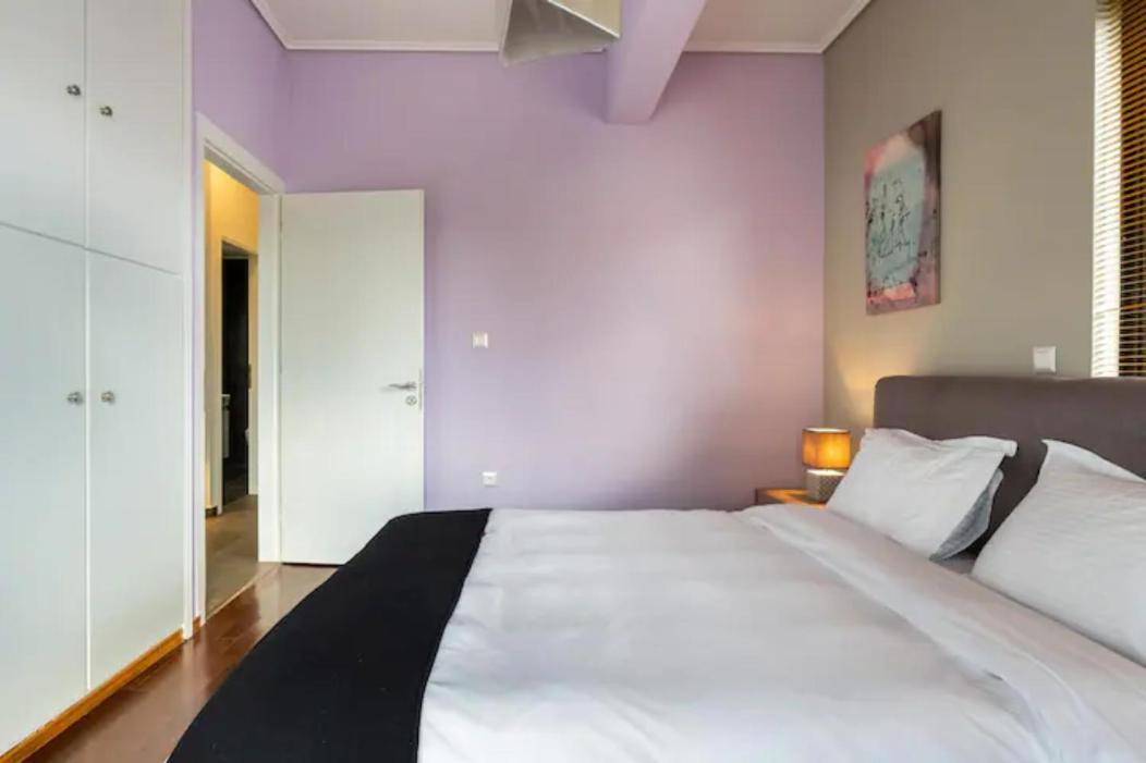 Βright Walled Designed Apt In Glyfada Center Ateny Zewnętrze zdjęcie